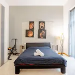 Arvi\'S Home - In The Center Of The City Of Naples